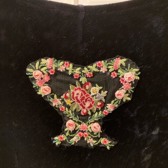 Blumarime dress. Velvet top-to-waist/wool from waist down. Embroidery. Size 6 - Picture 6 of 10